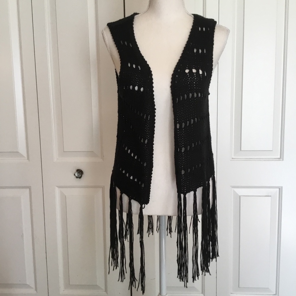 Bongo Knit Fringe Vest Junior XL , Black